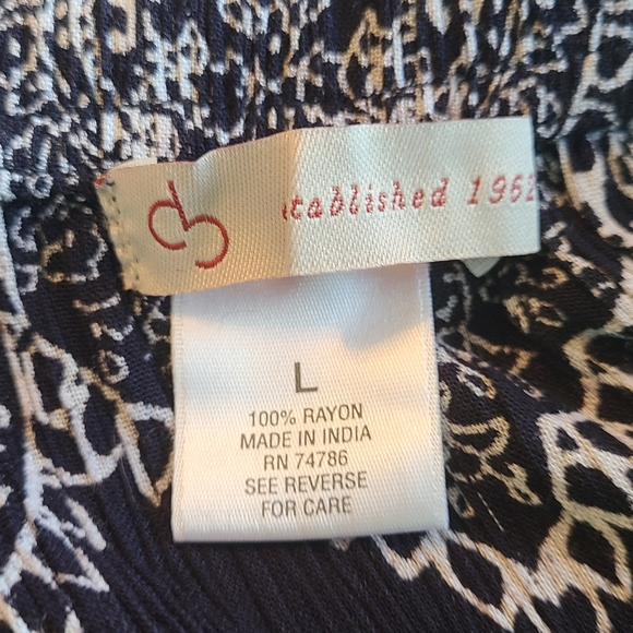 (305) CB Established 1962, Woman's Patterned Skirt, Size: L Color Blue w/ White - Picture 15 of 16